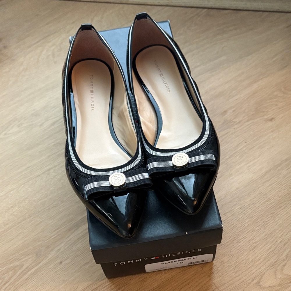 Tommy Hilfiger Patent Leather Women's flats